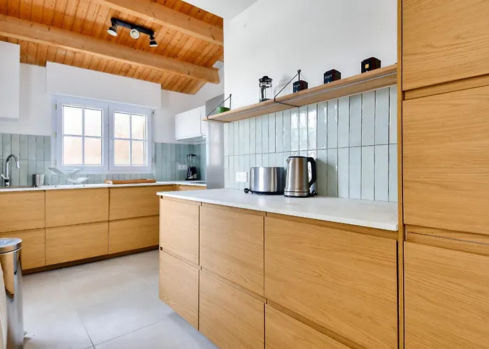 A 220m De La Plage, Maison Avec Jardin Pour 4 *